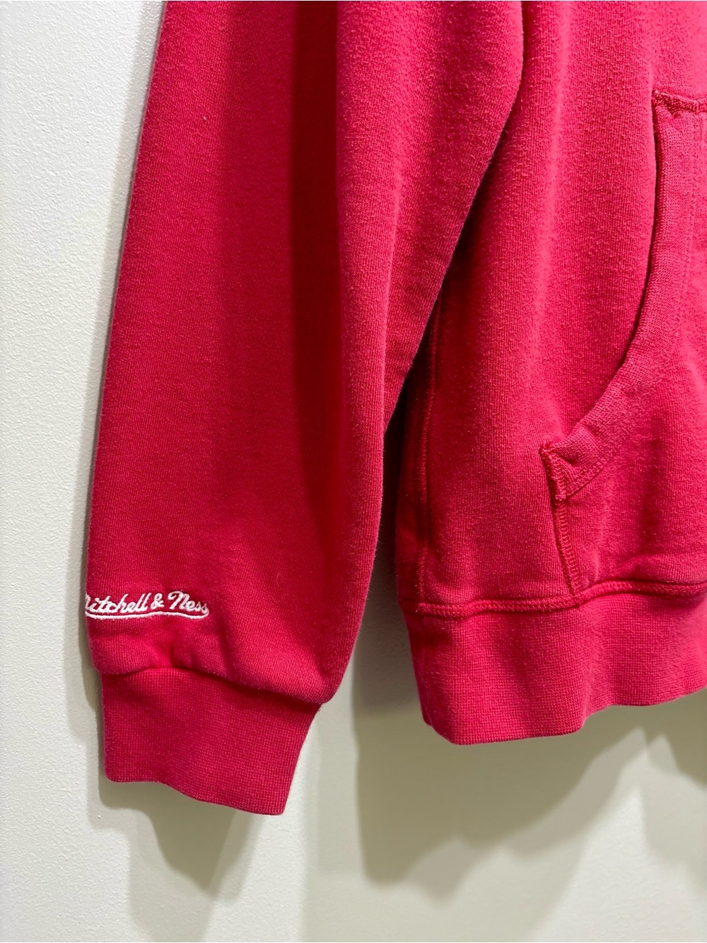 Mitchell & Ness We The North Hoodie Red Pullover Size Medium Toronto Raptors - Picture 4 of 9